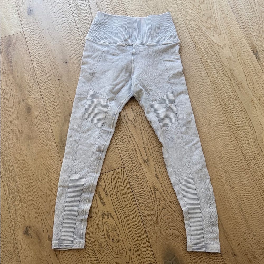 Avocado Light Gray Leggings